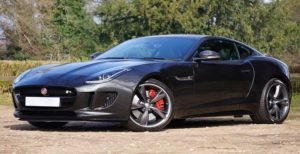 Read more about the article Pros and Cons of Jaguar F Type