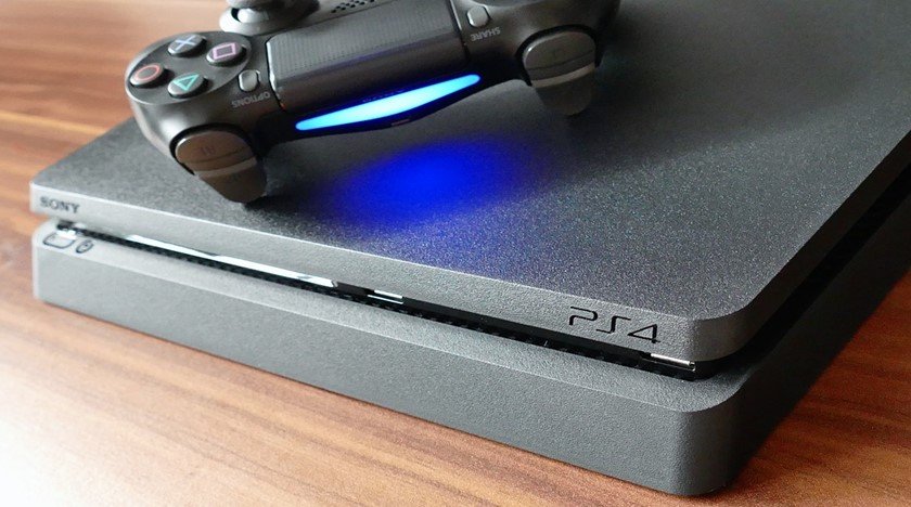 You are currently viewing Pros and Cons of PS4