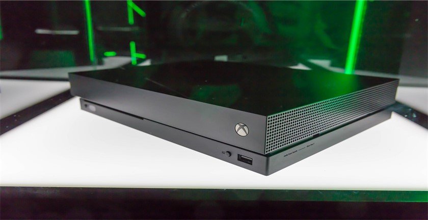 You are currently viewing Pros and Cons of Xbox One X