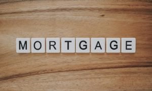 Read more about the article Pros and cons of paying off mortgage