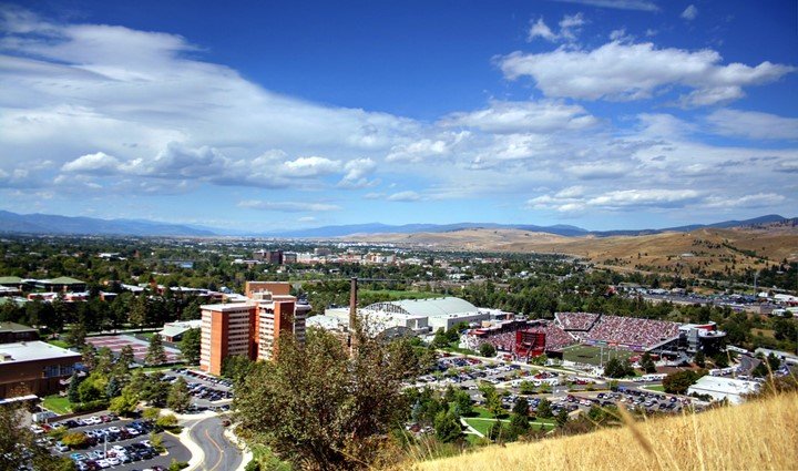You are currently viewing Pros and cons of living in Missoula